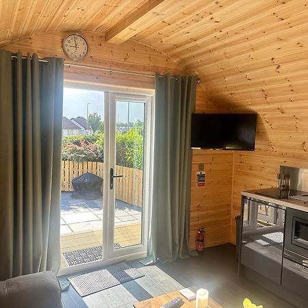 Coolsythe Pod Apartment Caol Exterior photo